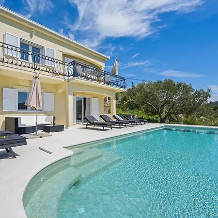 Villa Antoine Marina